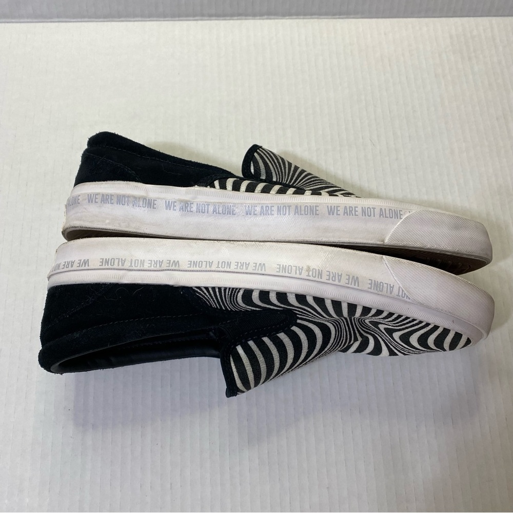 Converse One Star Black White CC "WE ARE NOT ALONE" Slip On Sneakers Unisex - Picture 7 of 10